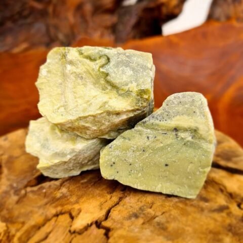 Natural Rought Raw Crystal Stones for Meditation, Healing, Feng Shui, Chakra Healing, Decor and Manifesting Abundance - 100 Grams (Natural Serpentine)