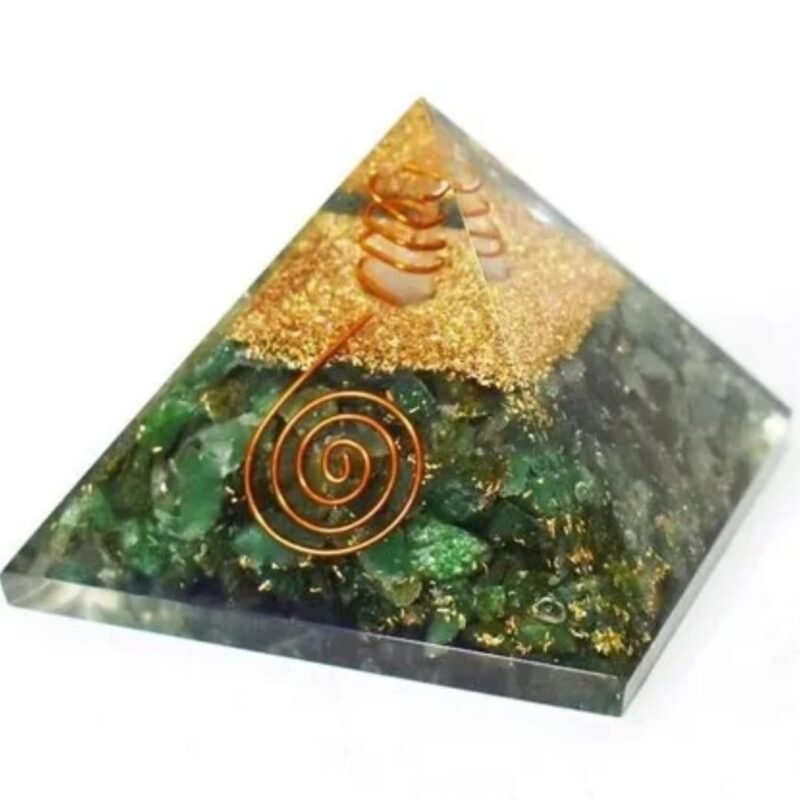 Natural Green Jade Orgone Pyramid Vastu for Home Study Table Office Desk Reiki Feng Shui Reiki Symbol Crystal Showpieces for Home Decor Education Gifts