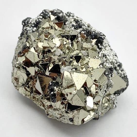 Divine Spirituals Peruvian Pyrite Stone Original Cluster – High Energy Natural Iron Pyrite Rock Geode for Increased Willpower and Manifestation Stone For Attracting Wealth & Abundance Cubical Pyrite Clusters Abundance Stones 10 Divine Spirituals Peruvian Pyrite Stone Original Cluster – High Energy Natural Iron Pyrite Rock Geode for Increased Willpower and Manifestation Stone For Attracting Wealth & Abundance Cubical Pyrite Clusters Abundance Stones 10