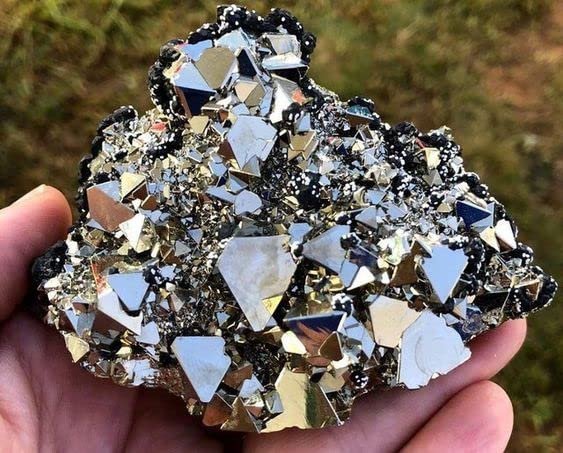 Divine Spirituals Peruvian Pyrite Stone Original Cluster – High Energy Natural Iron Pyrite Rock Geode for Increased Willpower and Manifestation Stone For Attracting Wealth & Abundance Cubical Pyrite Clusters Abundance Stones 11 Divine Spirituals Peruvian Pyrite Stone Original Cluster – High Energy Natural Iron Pyrite Rock Geode for Increased Willpower and Manifestation Stone For Attracting Wealth & Abundance Cubical Pyrite Clusters Abundance Stones 11