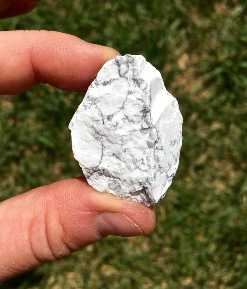 Divine Spirituals Natural Howlite Raw Gemstone Pure Authentic Crystal for Healing Meditation – to Strengthen Memory – A Calming Stone (100 Grams +) Natural Healing Crystals Abundance Stones 10 Divine Spirituals Natural Howlite Raw Gemstone Pure Authentic Crystal for Healing Meditation – to Strengthen Memory – A Calming Stone (100 Grams +) Natural Healing Crystals Abundance Stones 10
