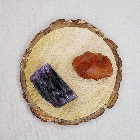 Divine Spirituals Amethyst and Carnelian AAA Grade Raw Natural Crystal Combo with Wooden Natural Bark Coaster for Healing, Meditation and Manifestation Natural Healing Crystals Abundance Stones