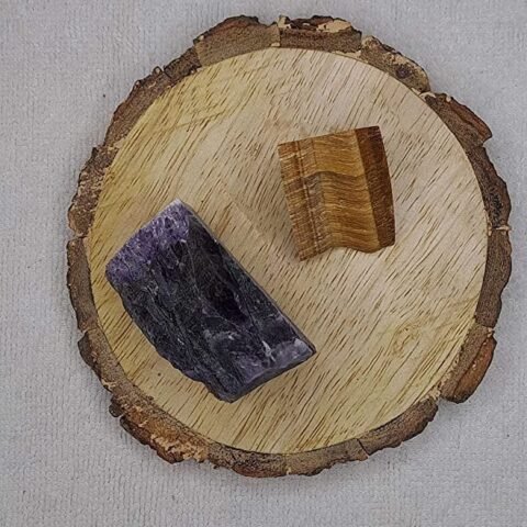 Divine Spirituals Amethyst and Tiger Eye AAA Grade Raw Natural Crystal Combo with Wooden Natural Bark Coaster for Healing, Meditation and Manifestation Natural Healing Crystals Abundance Stones
