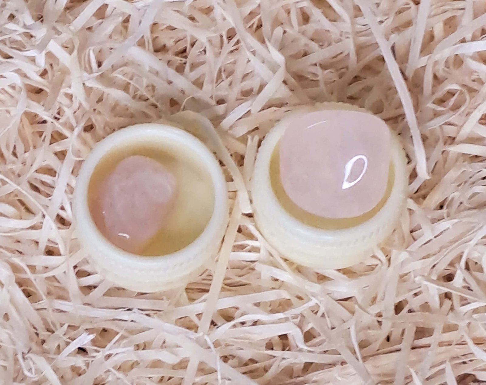 Divine Spirituals Natural Single Rose Quartz Crystal Tumble Stones for Reiki Healing Crystal Tumbled Stones Raw Rough Gemstones Pebble Stone – Value Pack of 1 Beautiful AAA Grade Tumble Pc Chakra Tumbled Stones Abundance Stones 4 Divine Spirituals Natural Single Rose Quartz Crystal Tumble Stones for Reiki Healing Crystal Tumbled Stones Raw Rough Gemstones Pebble Stone – Value Pack of 1 Beautiful AAA Grade Tumble Pc Chakra Tumbled Stones Abundance Stones 4