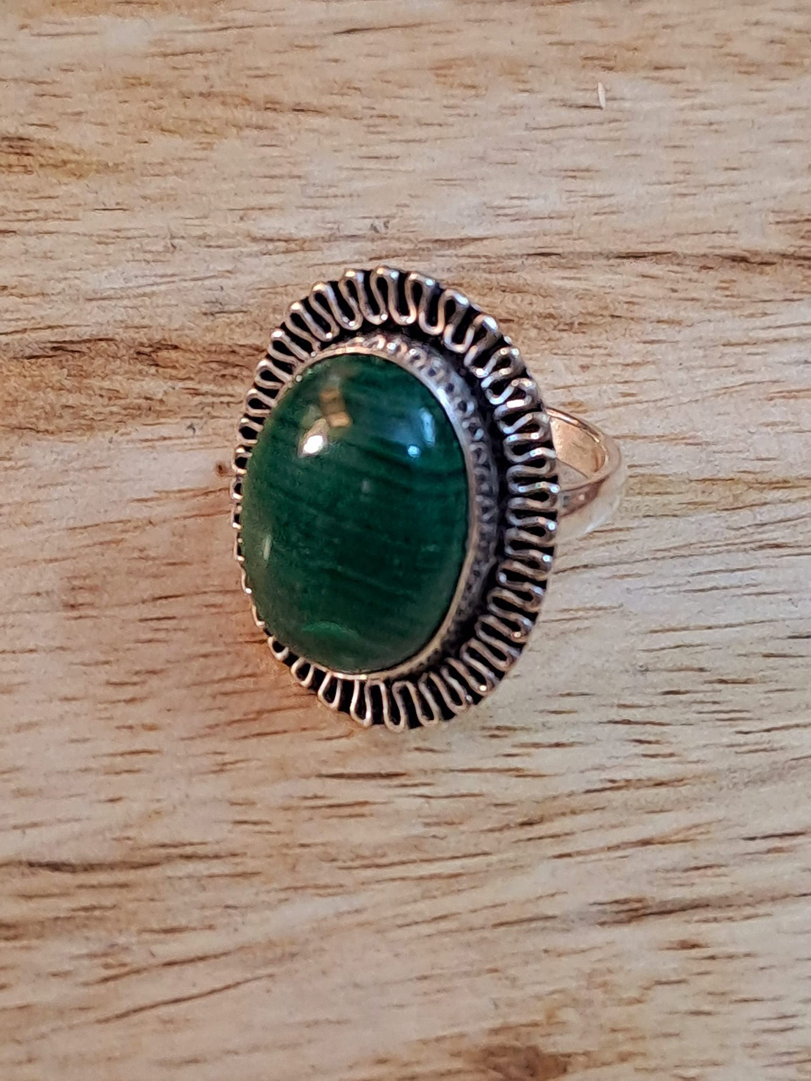 Divine Spirituals Certified Malachite Adjustable Crystal Ring for Love – The Gaurdian of Heart Unisex Ring Crystal Mala Abundance Stones 4 Divine Spirituals Certified Malachite Adjustable Crystal Ring for Love – The Gaurdian of Heart Unisex Ring Crystal Mala Abundance Stones 4