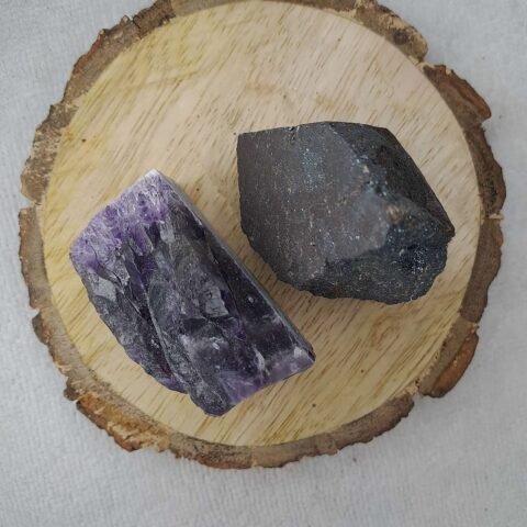 Divine Spirituals Amethyst and Hematite AAA Grade Raw Natural Crystal Combo with Wooden Natural Bark Coaster for Healing, Meditation and Manifestation Natural Healing Crystals Abundance Stones