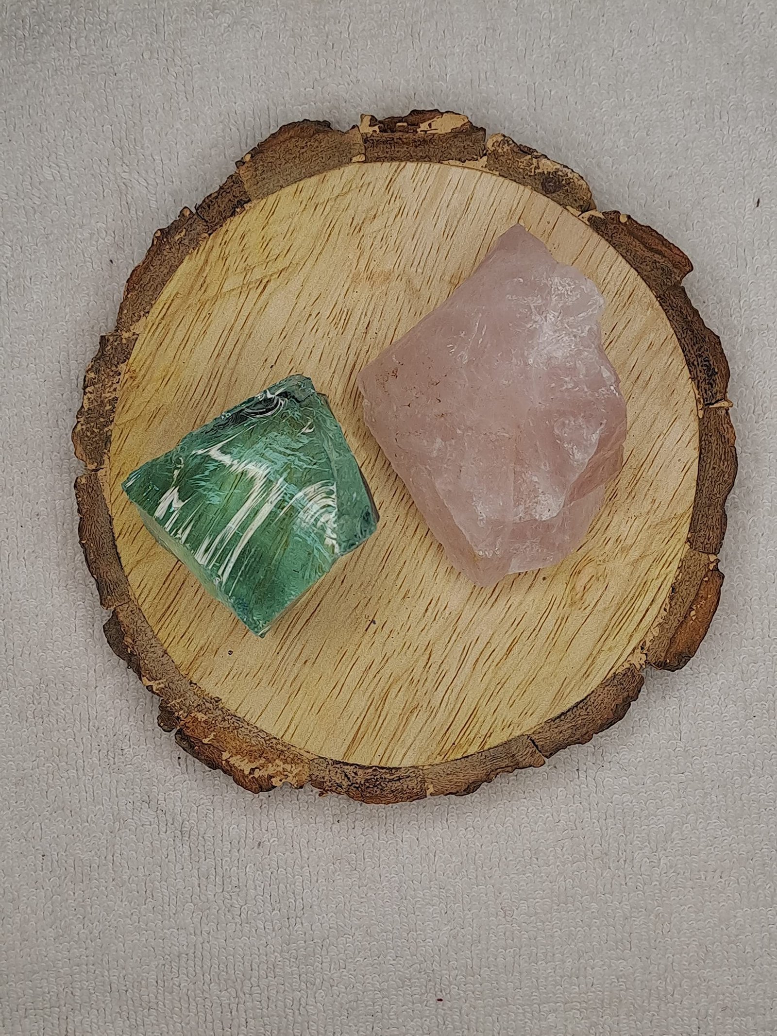 Divine Spirituals Aqua Marine Obsidian and Rose Quartz AAA Grade Raw Natural Crystal Combo with Wooden Natural Bark Coaster for Healing, Meditation and Manifestation Natural Healing Crystals Abundance Stones 3 Divine Spirituals Aqua Marine Obsidian and Rose Quartz AAA Grade Raw Natural Crystal Combo with Wooden Natural Bark Coaster for Healing, Meditation and Manifestation Natural Healing Crystals Abundance Stones 3