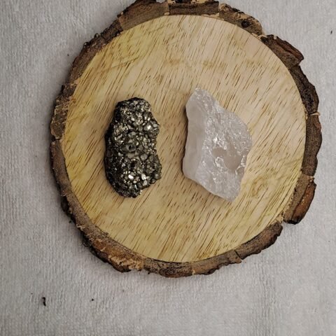 Divine Spirituals Pyrite and Clear Quartz AAA Grade Raw Natural Crystal Combo with Wooden Natural Bark Coaster for Healing, Meditation and Manifestation Cubical Pyrite Clusters Abundance Stones