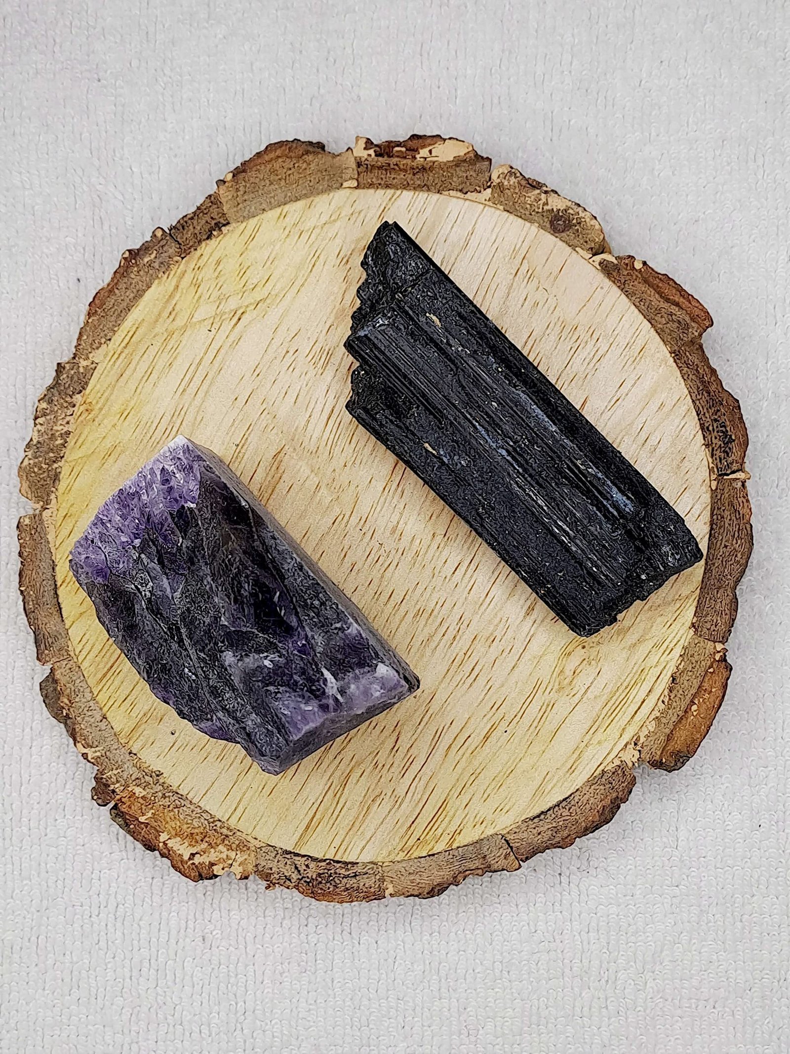 Divine Spirituals Amethyst + Black Tourmaline AAA Grade Raw Natural Crystal Combo with Wooden Natural Bark Coaster for Healing, Meditation and Manifestation Natural Healing Crystals Abundance Stones 3 Divine Spirituals Amethyst + Black Tourmaline AAA Grade Raw Natural Crystal Combo with Wooden Natural Bark Coaster for Healing, Meditation and Manifestation Natural Healing Crystals Abundance Stones 3