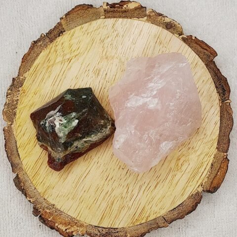 Divine Spirituals Blood Stone and Rose Quartz AAA Grade Raw Natural Crystal Combo with Wooden Natural Bark Coaster for Healing, Meditation and Manifestation Natural Healing Crystals Abundance Stones