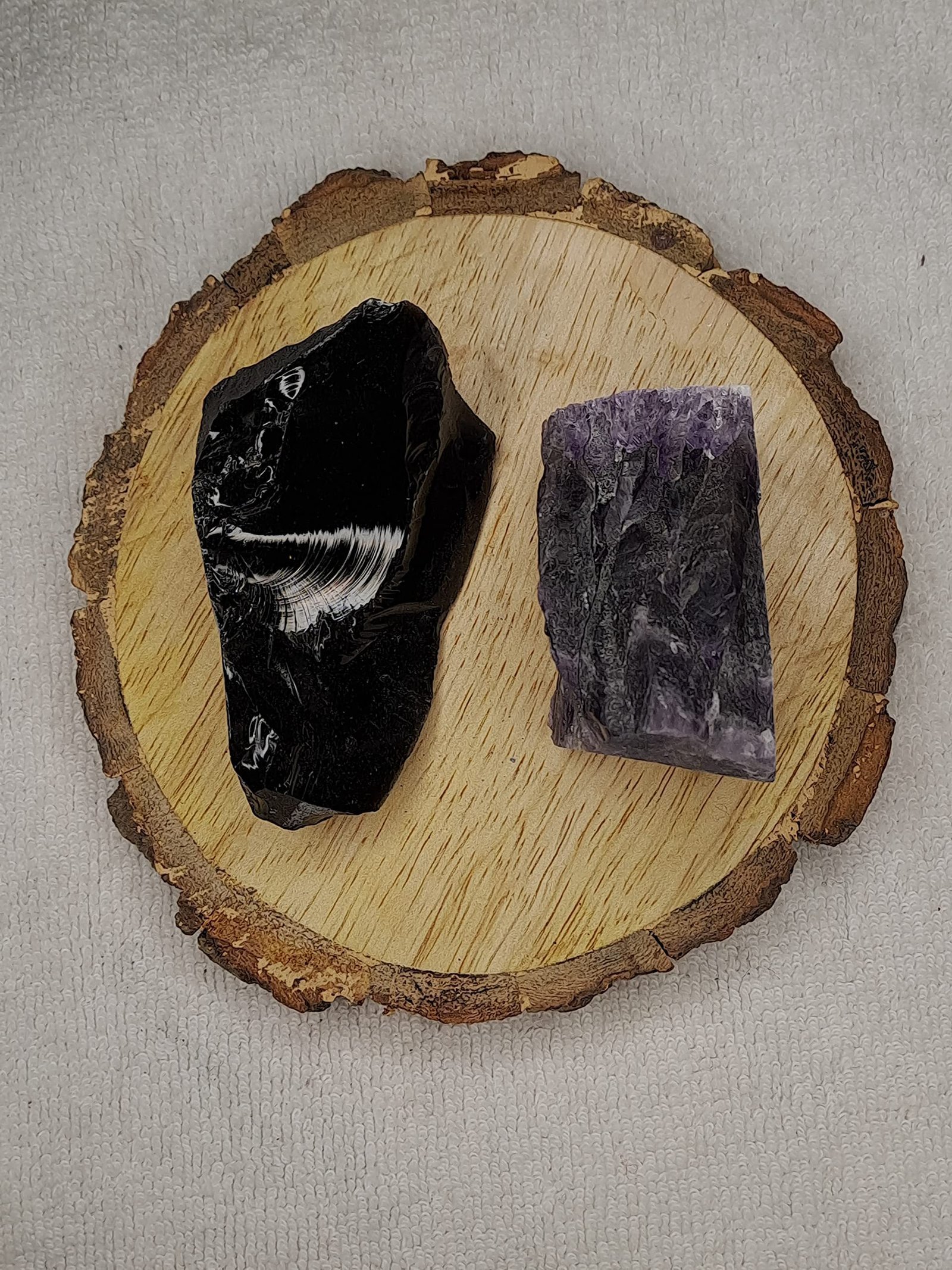 Divine Spirituals Black Obsidian and Amethyst AAA Grade Raw Natural Crystal Combo with Wooden Natural Bark Coaster for Healing, Meditation and Manifestation Natural Healing Crystals Abundance Stones 3 Divine Spirituals Black Obsidian and Amethyst AAA Grade Raw Natural Crystal Combo with Wooden Natural Bark Coaster for Healing, Meditation and Manifestation Natural Healing Crystals Abundance Stones 3
