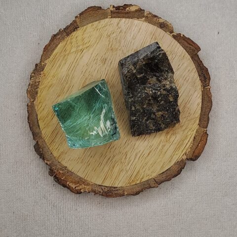 Divine Spirituals Aqua Marine Obsidian and Labradorite AAA Grade Raw Natural Crystal Combo with Wooden Natural Bark Coaster for Healing, Meditation and Manifestation Natural Healing Crystals Abundance Stones