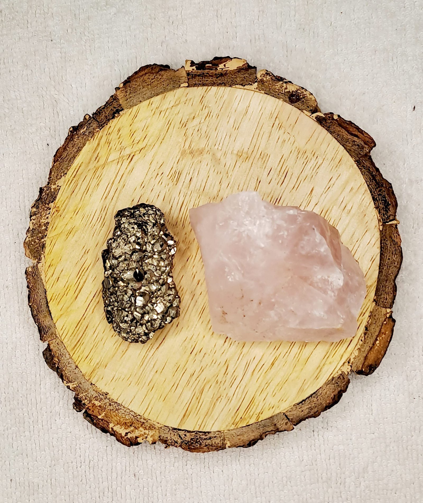Divine Spirituals Pyrite and Rose Quartz AAA Grade Raw Natural Crystal Combo with Wooden Natural Bark Coaster for Healing, Meditation and Manifestation Cubical Pyrite Clusters Abundance Stones 3 Divine Spirituals Pyrite and Rose Quartz AAA Grade Raw Natural Crystal Combo with Wooden Natural Bark Coaster for Healing, Meditation and Manifestation Cubical Pyrite Clusters Abundance Stones 3