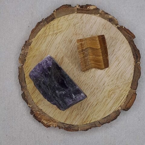 Divine Spirituals Amethyst and Tiger Eye AAA Grade Raw Natural Crystal Combo with Wooden Natural Bark Coaster for Healing, Meditation and Manifestation Natural Healing Crystals Abundance Stones